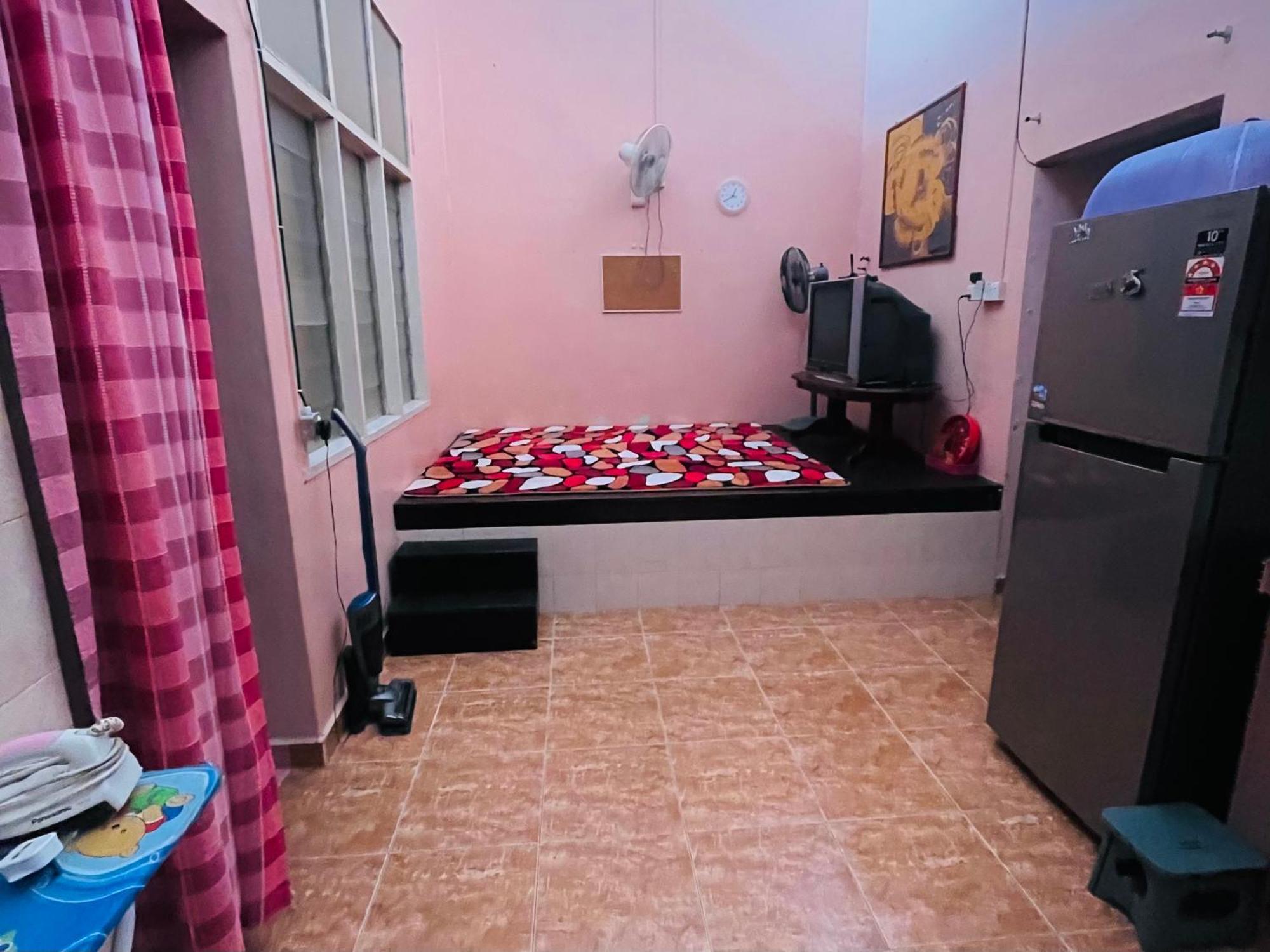 Kota Bharu Homestay Esterno foto